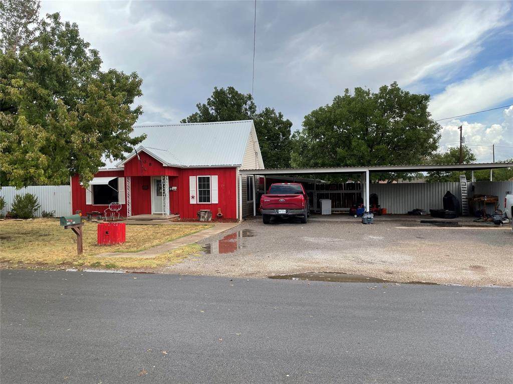 908 Plainview - Photo 1