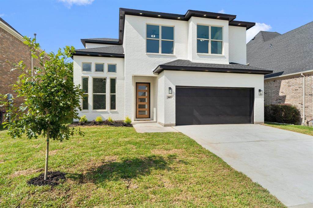 907 Saint George Place - Photo 1