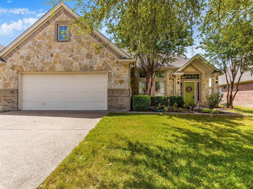 121 Castle Pines Drive - Photo 1