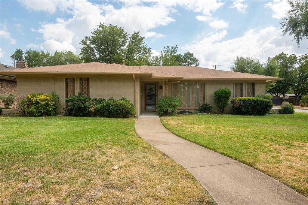 200 Scotland Drive - Photo 1