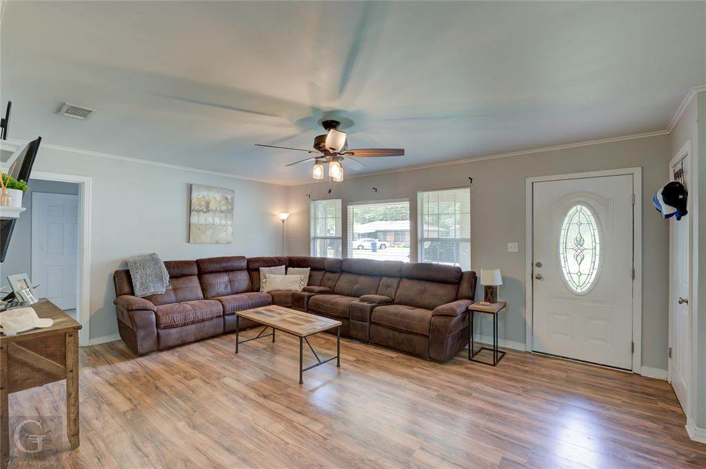 1100 Bonnie Lane - Photo 1