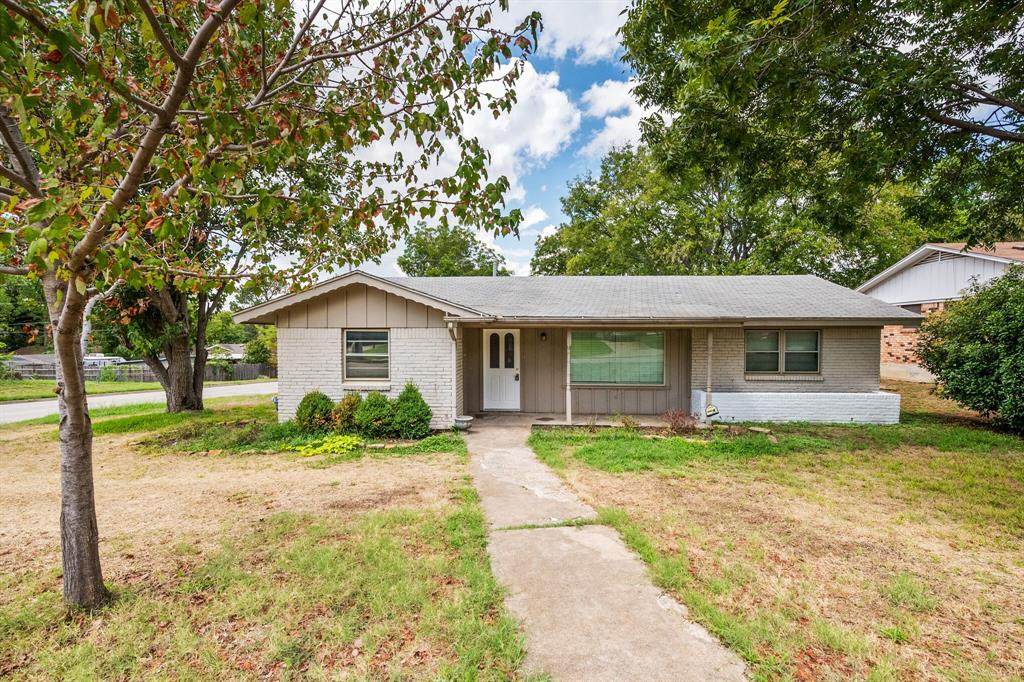 301 Arthur Drive - Photo 1