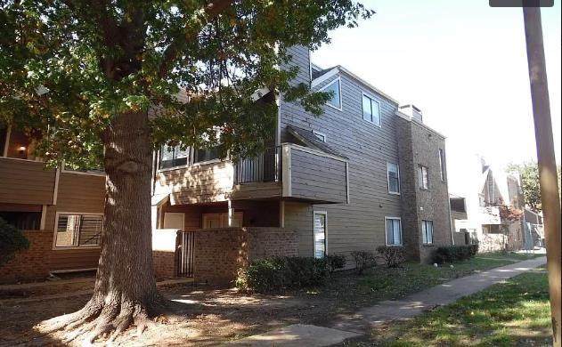 9829 Walnut Street - Photo 1