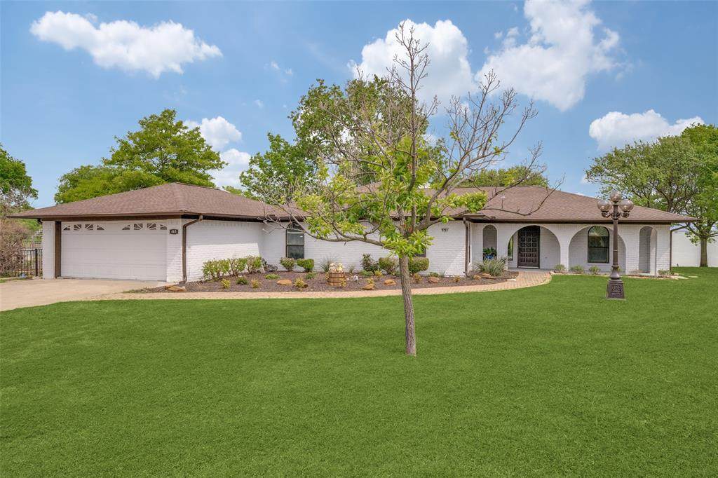 465 Peninsula Drive - Photo 1
