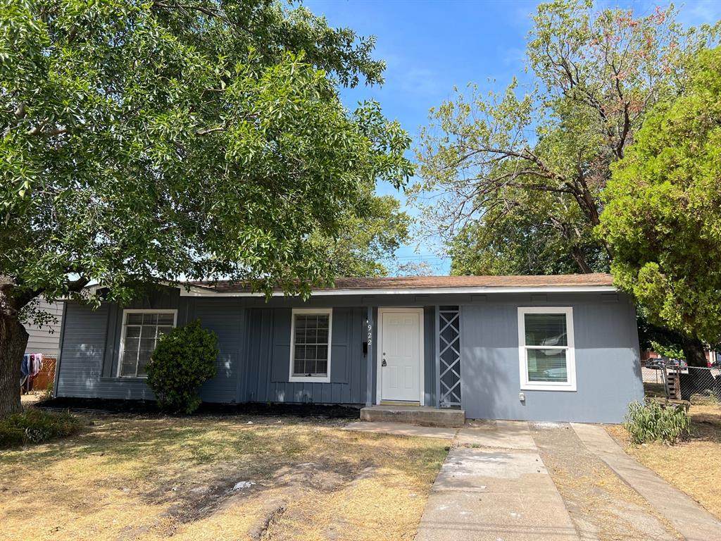 922 Shawnee Trace - Photo 1