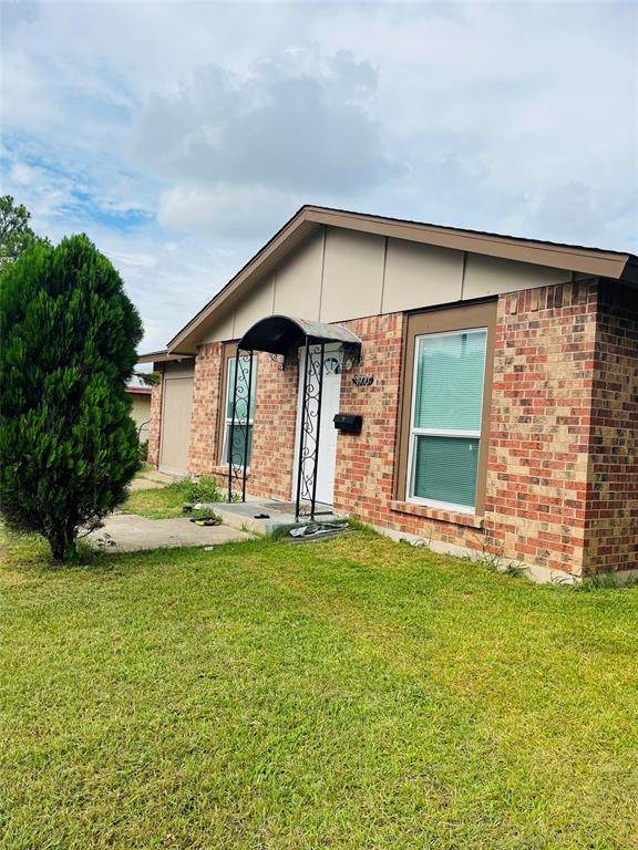 3970 Avocado Drive - Photo 1