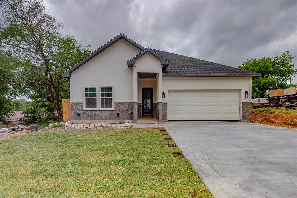 730 Woodrow Avenue - Photo 1