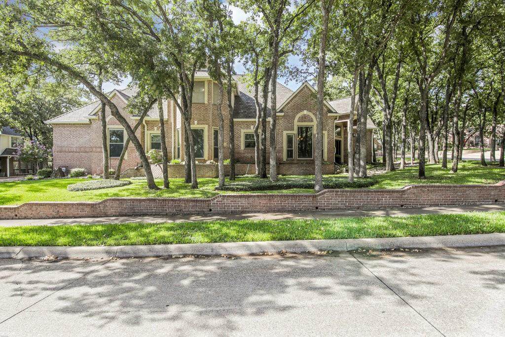936 Williamsburg Lane - Photo 1