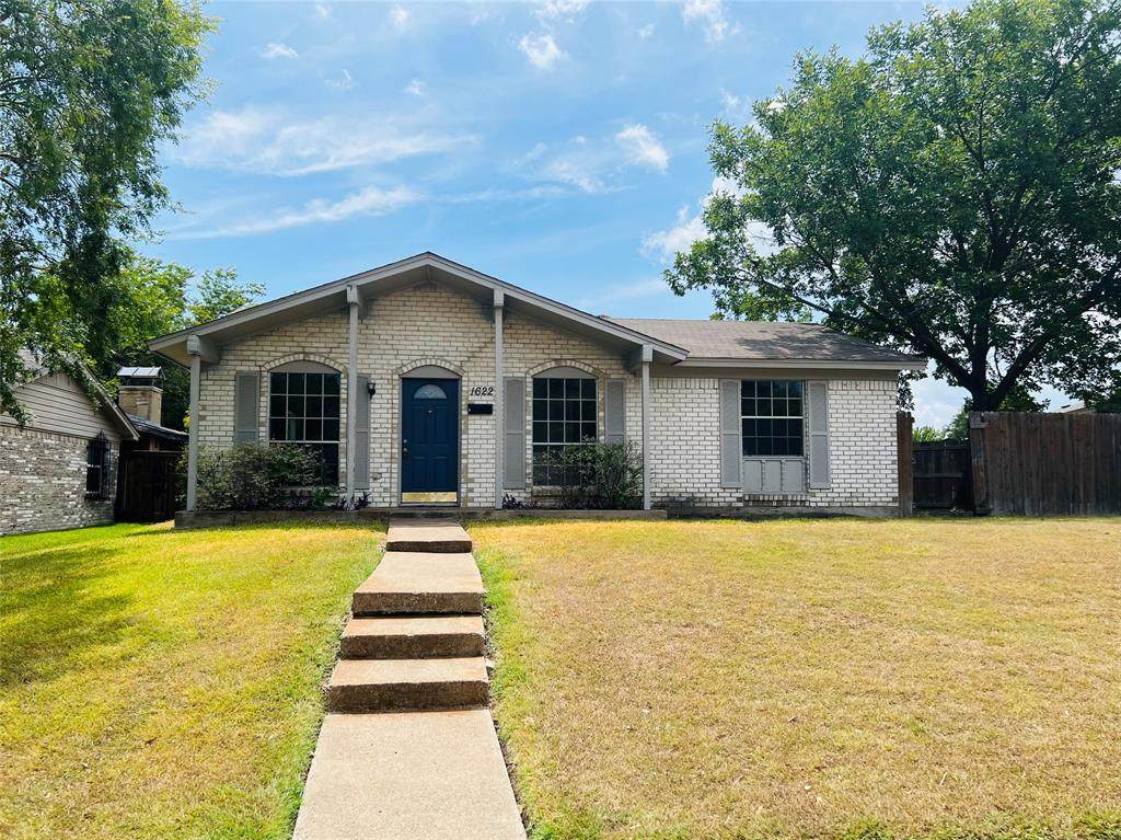 1622 Morrison Drive - Photo 1