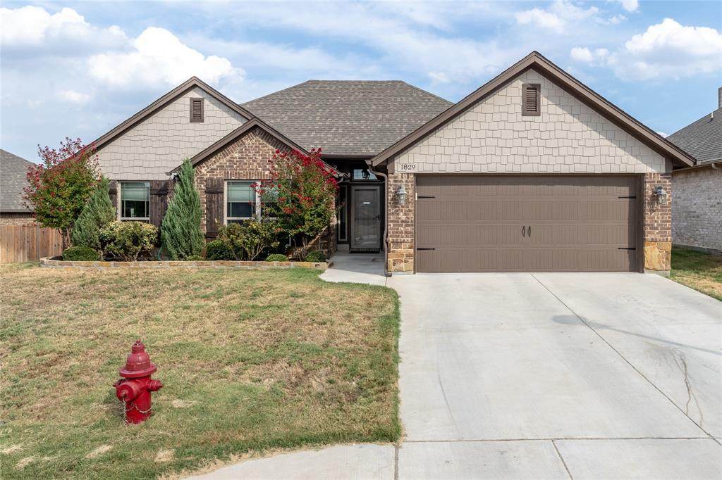 1829 Town Creek Circle - Photo 1