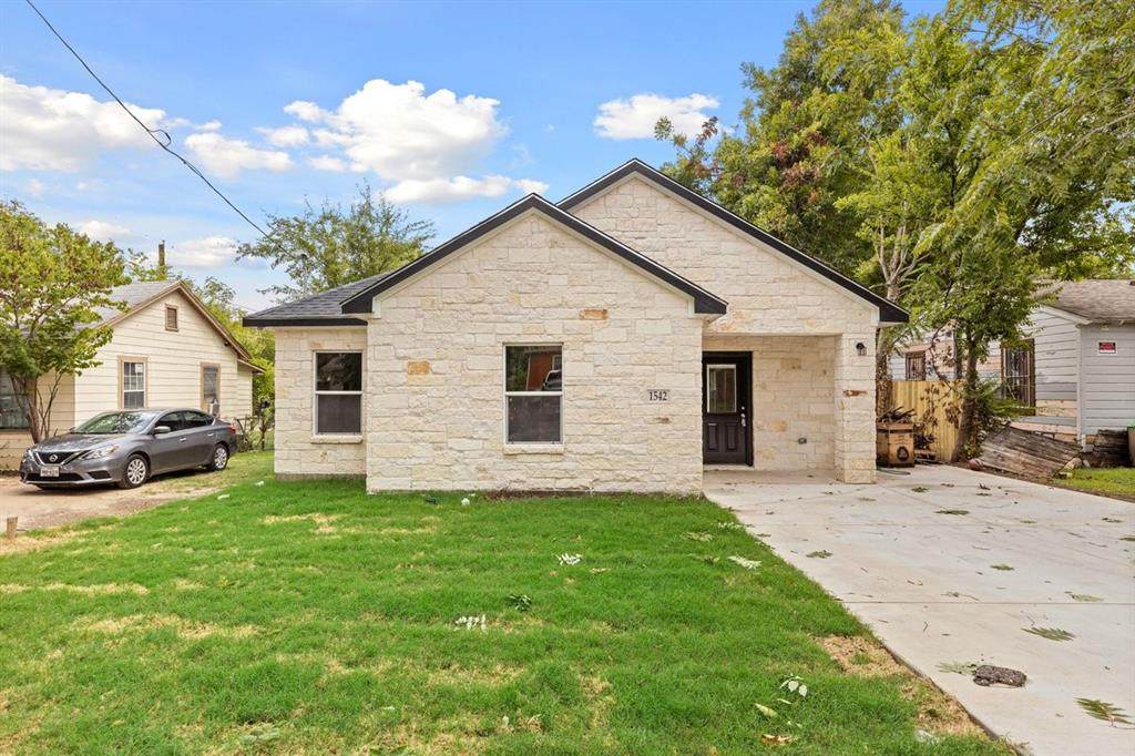 1542 Owega Avenue - Photo 1