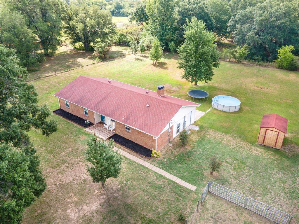 2516 County Road 2324 - Photo 1