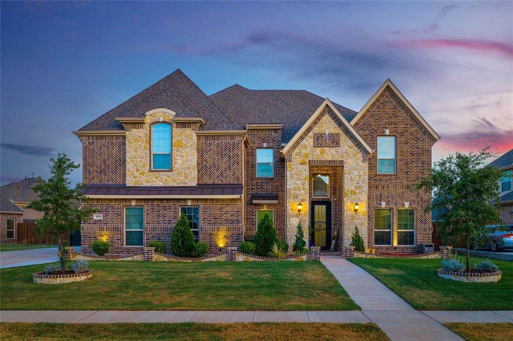 4814 Comstock Way - Photo 1
