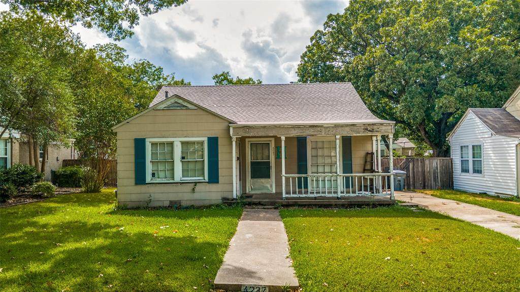 4237 Camden Avenue - Photo 1