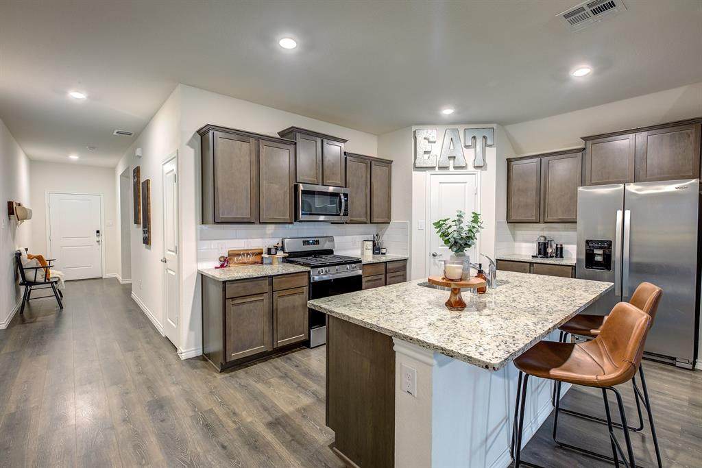517 Saddle Club Way - Photo 1