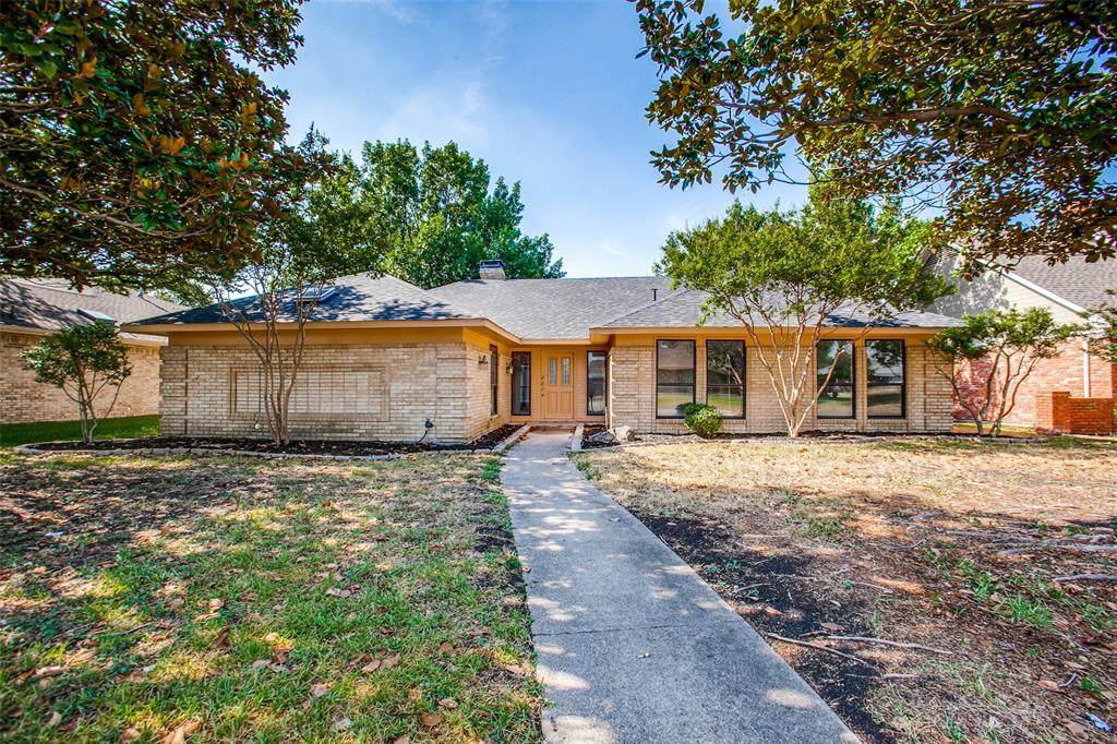 2214 Morning Glory Drive - Photo 1