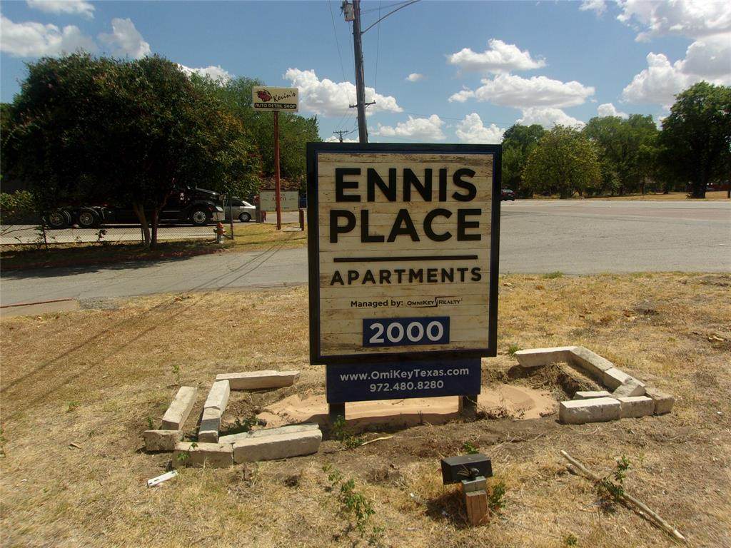 2000 Kaufman Street - Photo 1