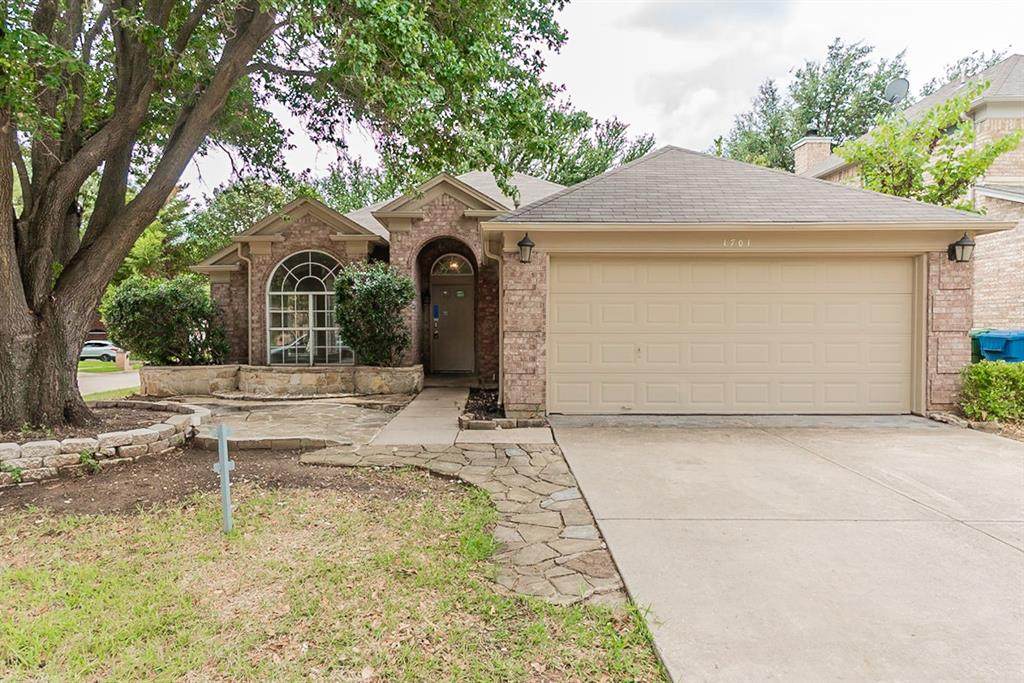 1701 Kingston Lane - Photo 1