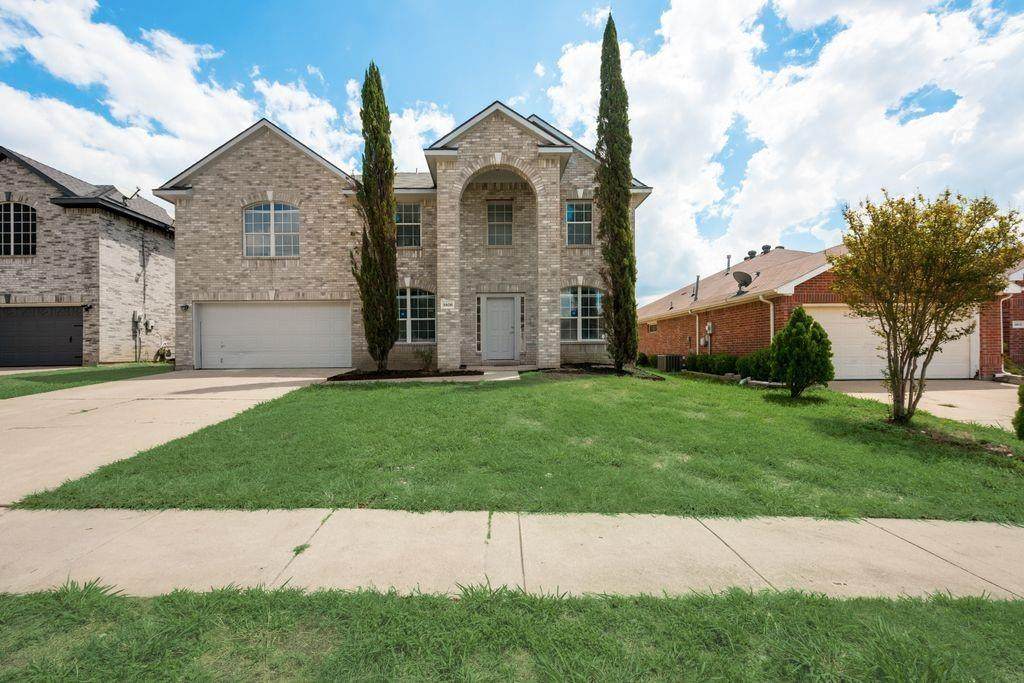3508 Tamarack Drive - Photo 1