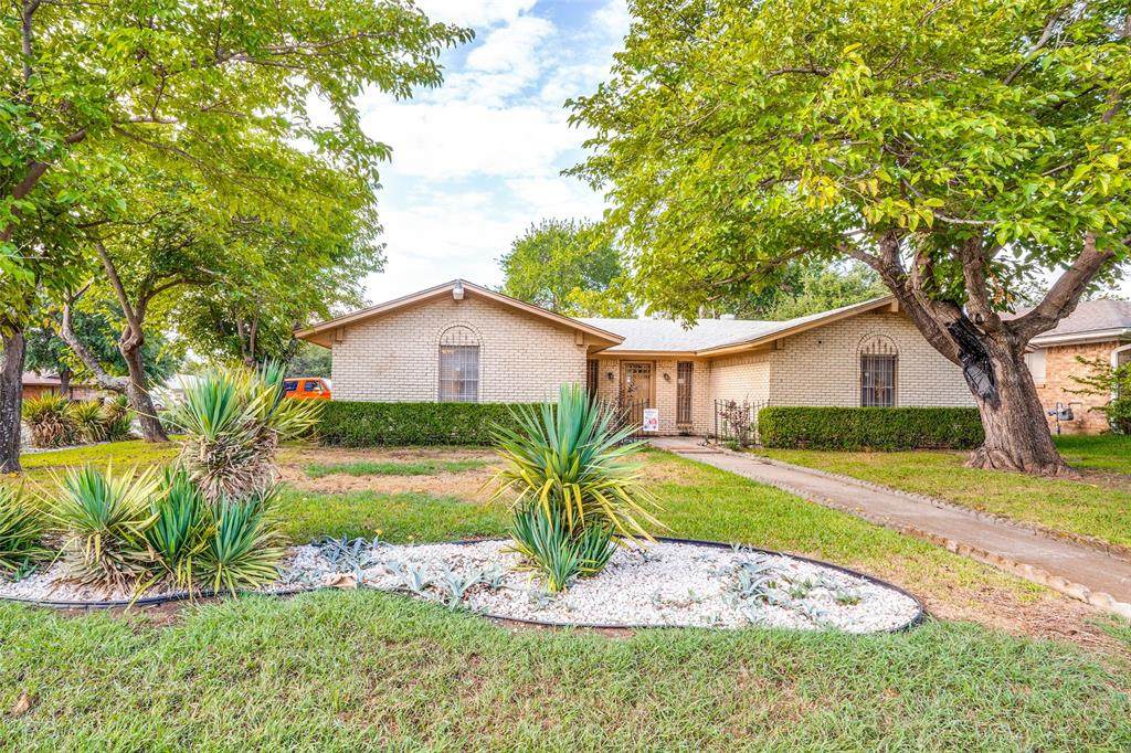 2301 January Lane - Photo 1