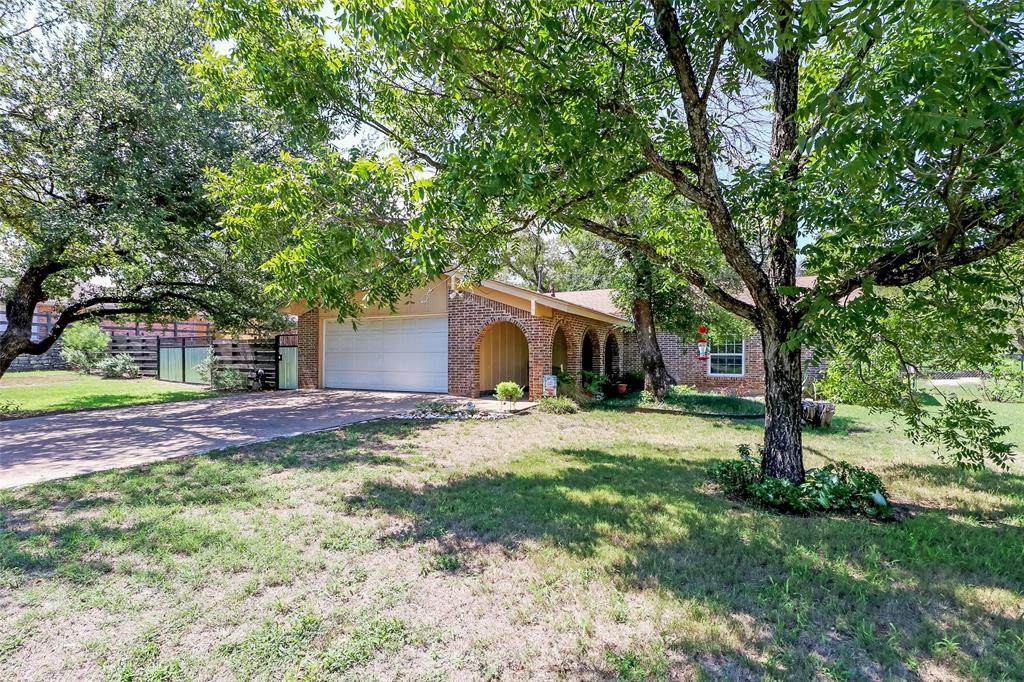 1100 Spanish Trail Drive - Photo 1