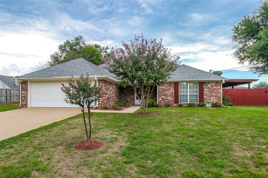 597 Briar Cove Drive - Photo 1