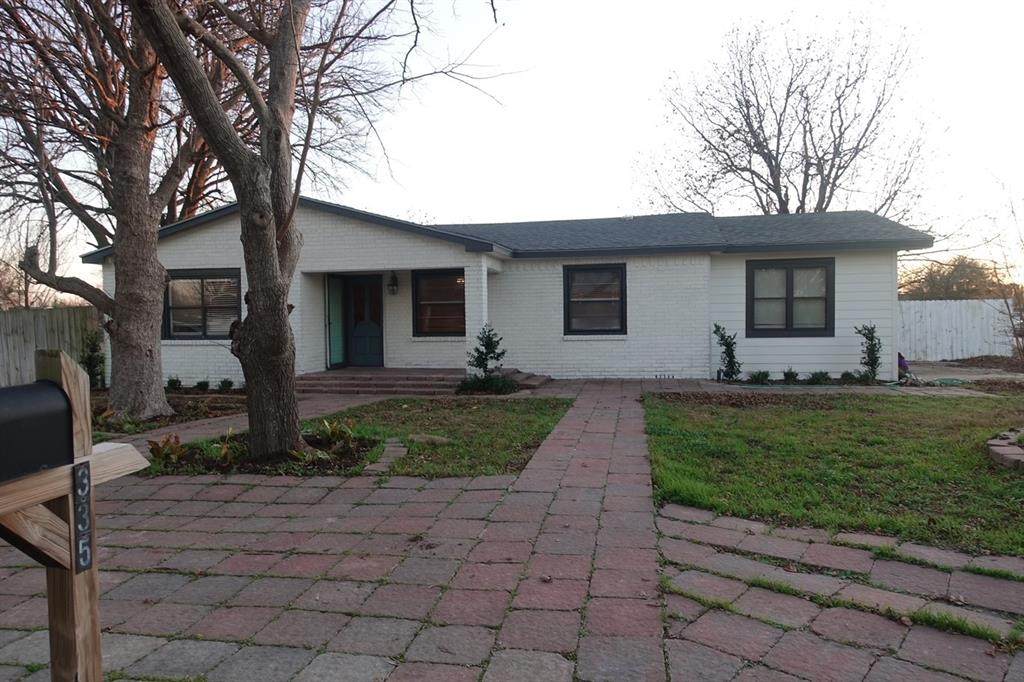 335 Parkhaven Drive - Photo 1