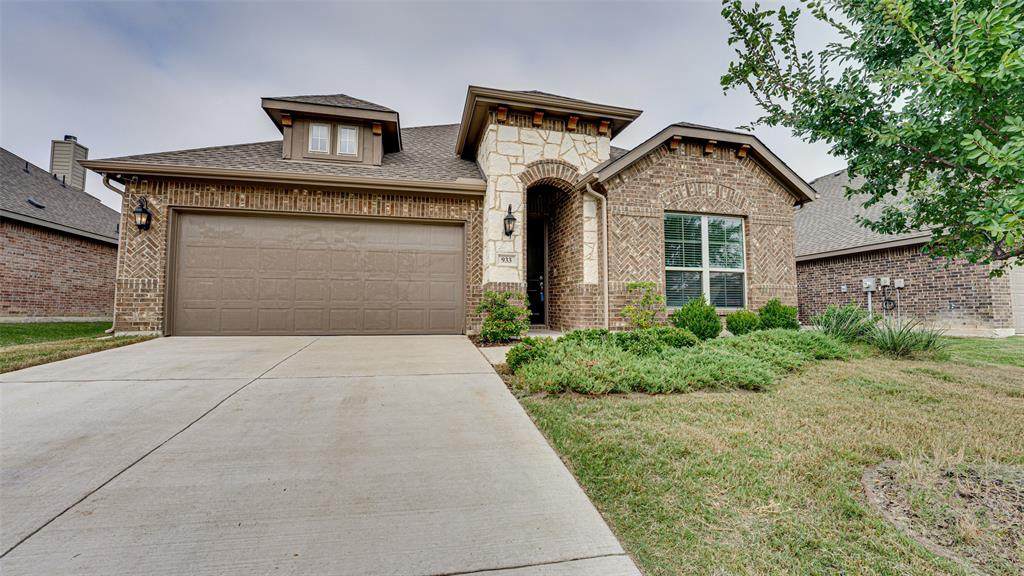 933 Abbey Lane - Photo 1