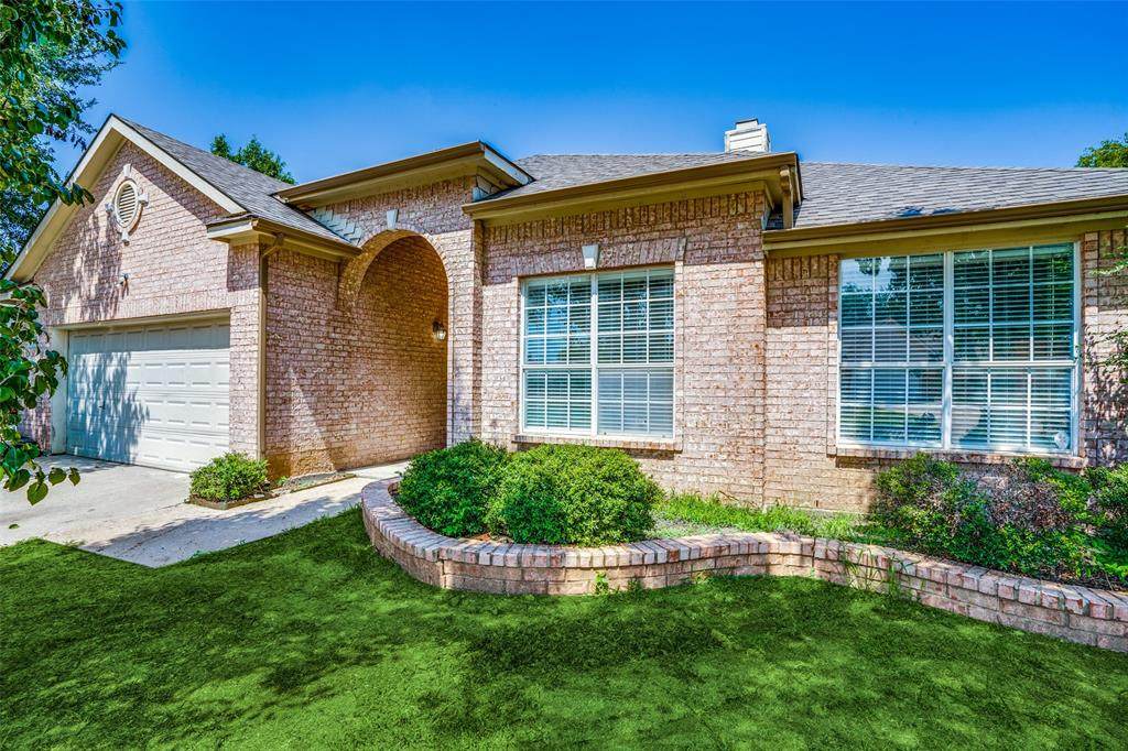 2756 Water Oak Drive - Photo 1