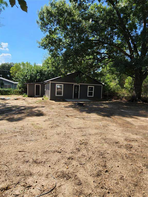 144 Crestwood Drive - Photo 1