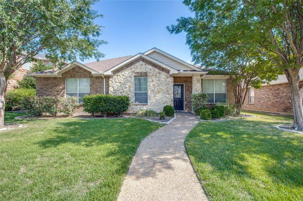 11026 La Grange Drive - Photo 1