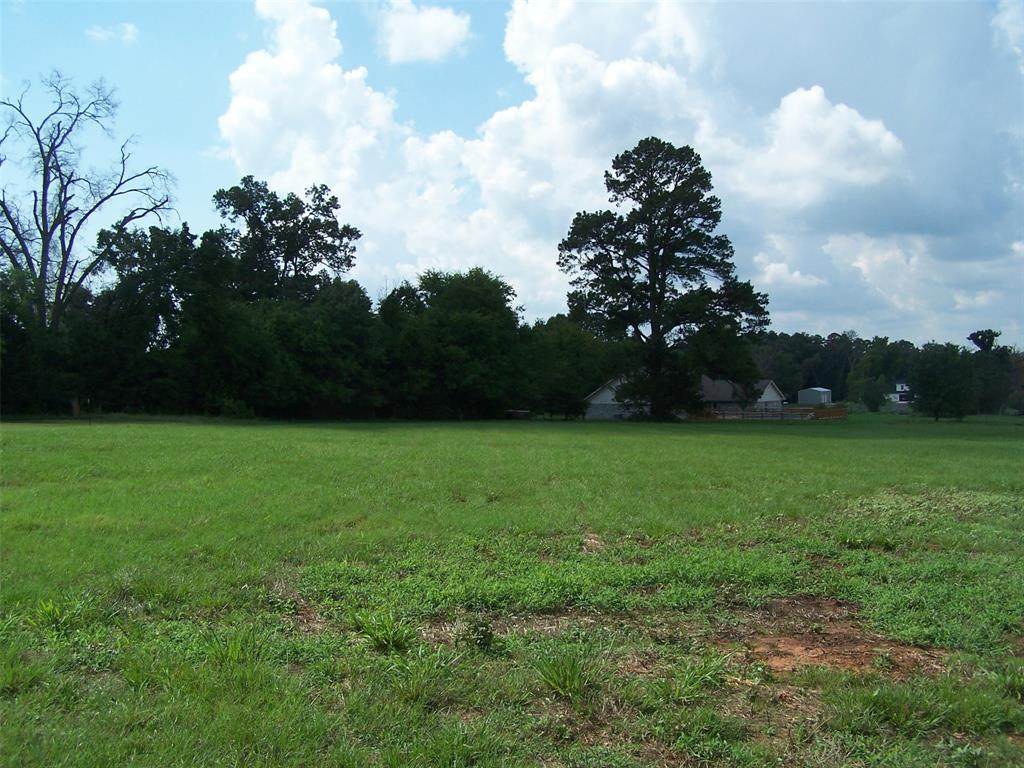 544 Private Road 8816 - Photo 1