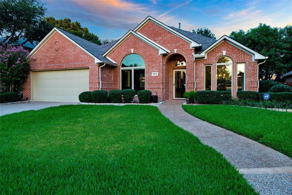5010 Plantation Lane - Photo 1