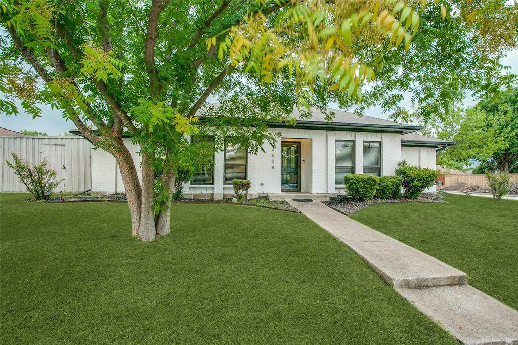 2504 Kingsridge Drive - Photo 1