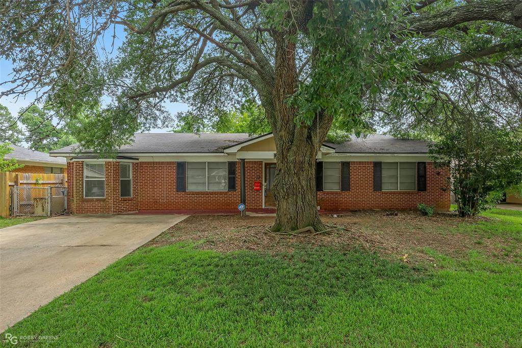 2533 Captain Sawyer - Photo 1