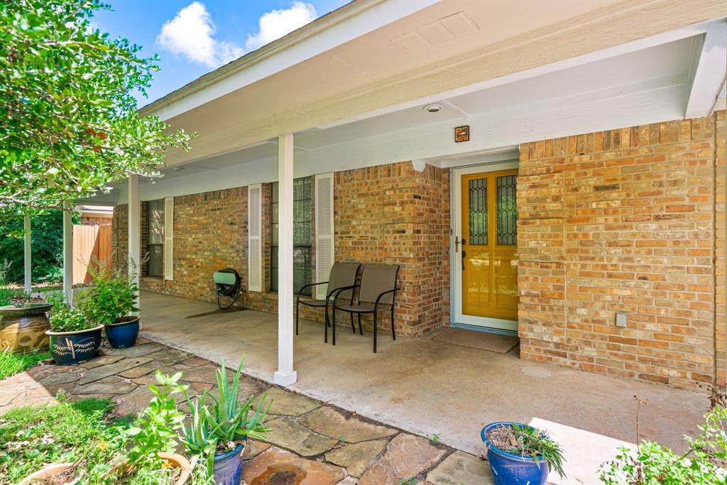 2224 Lake Trail - Photo 1