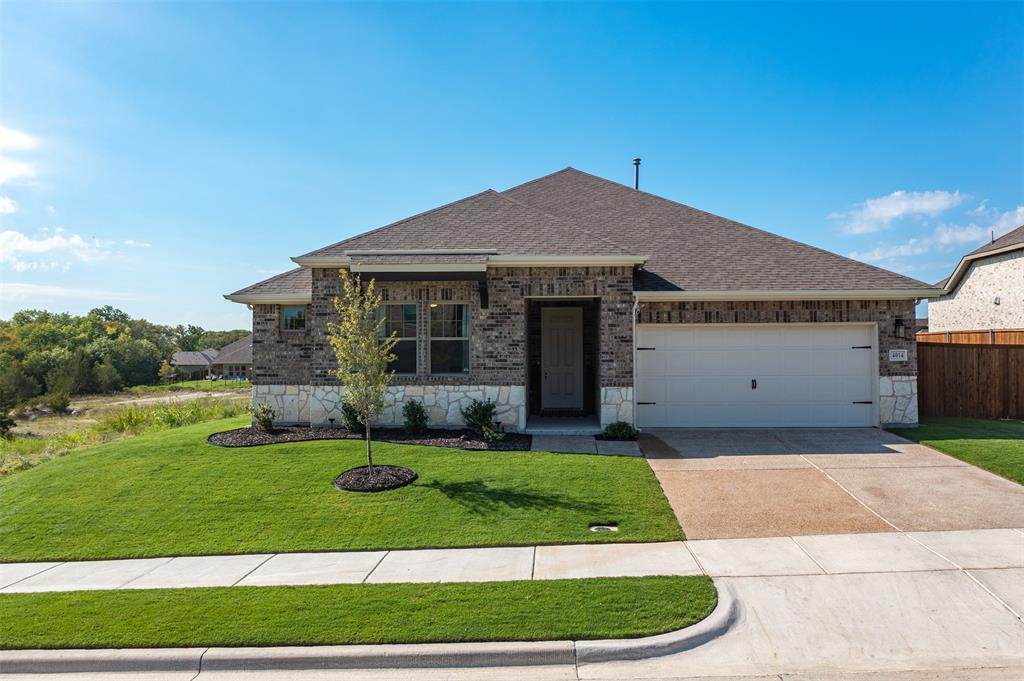 4014 Cloverleaf Trail - Photo 1