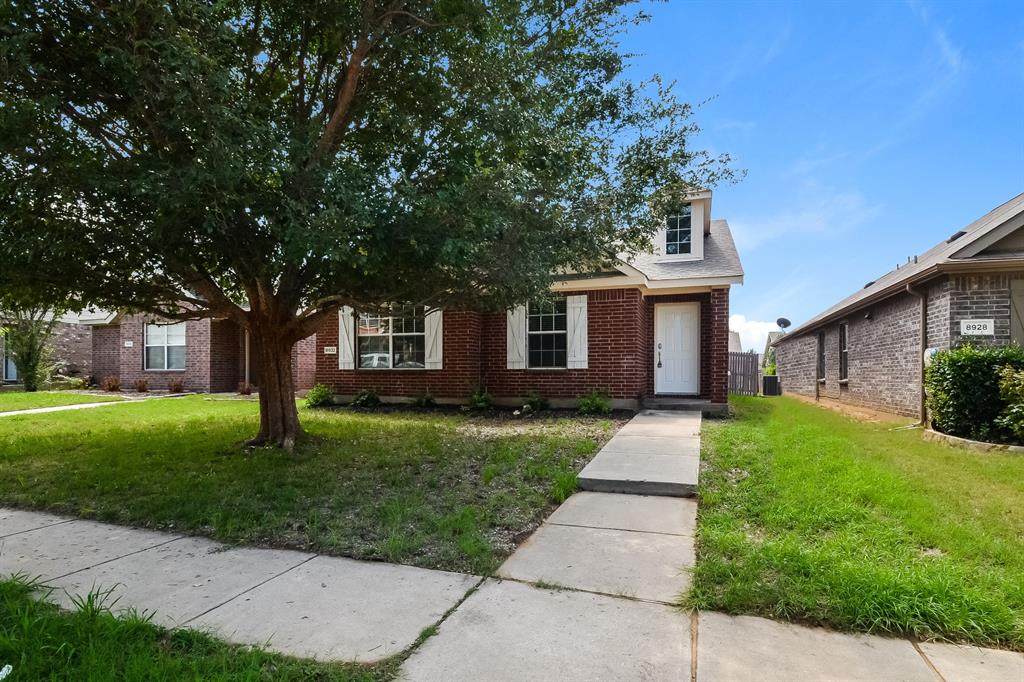 8932 Eastwood Avenue - Photo 1