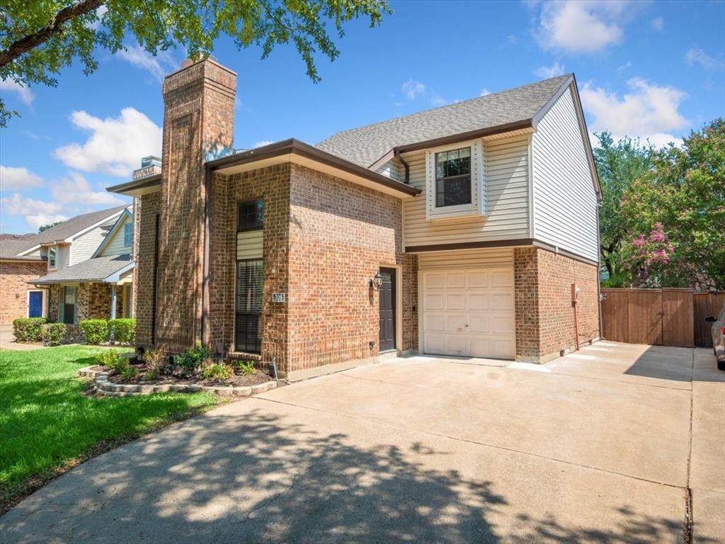 309 Stoneledge - Photo 1