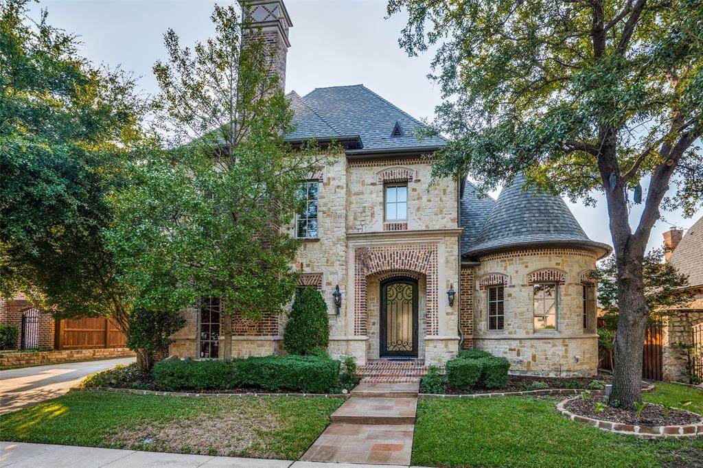 3026 Briarwood Lane - Photo 1
