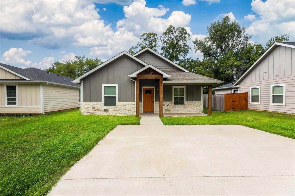 518 Acheson Street - Photo 1