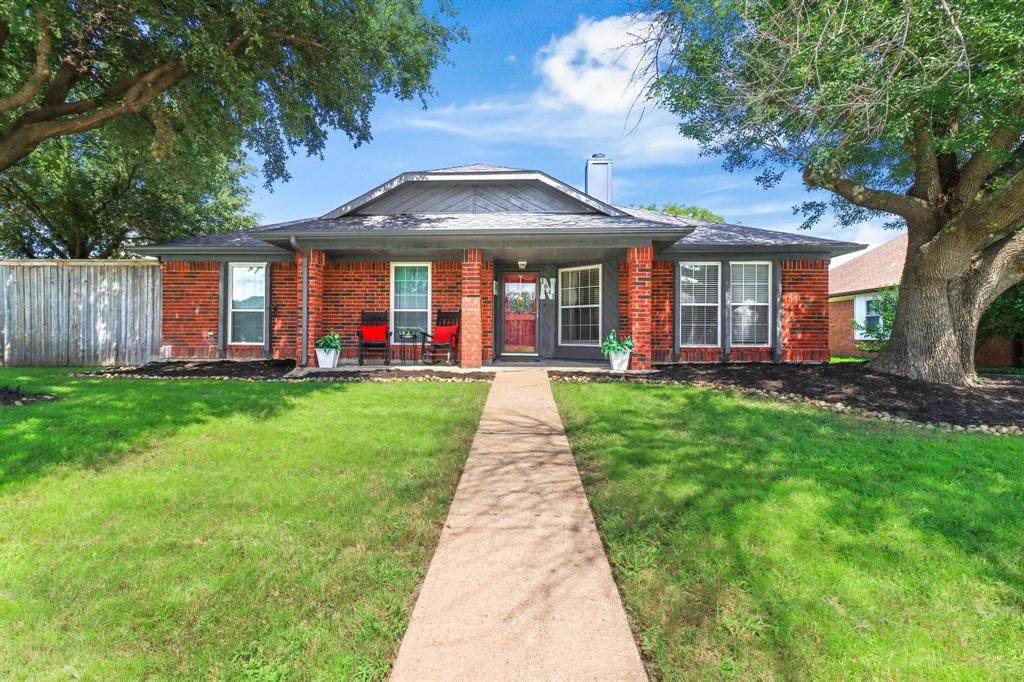 1641 Autumn Breeze Lane - Photo 1
