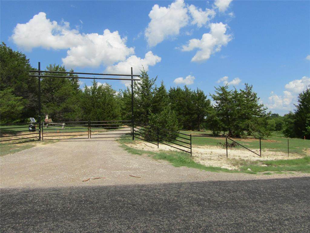 8615 County Road 534 - Photo 1
