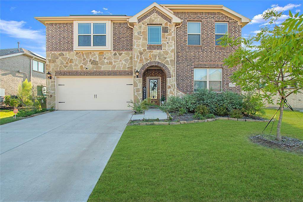 3200 Grande View - Photo 1
