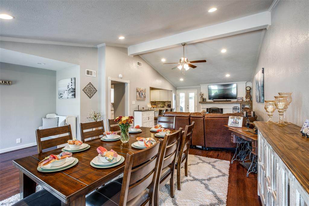 810 Melrose Drive - Photo 1