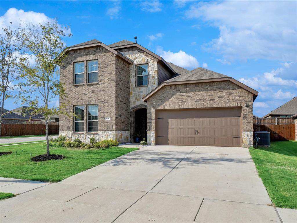 518 Saddle Club Way - Photo 1