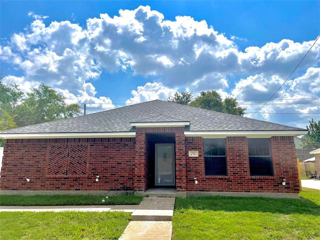 2105 Tippy Terrace - Photo 1