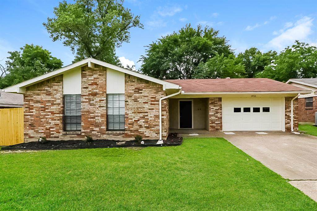 1713 Parkhaven Drive - Photo 1