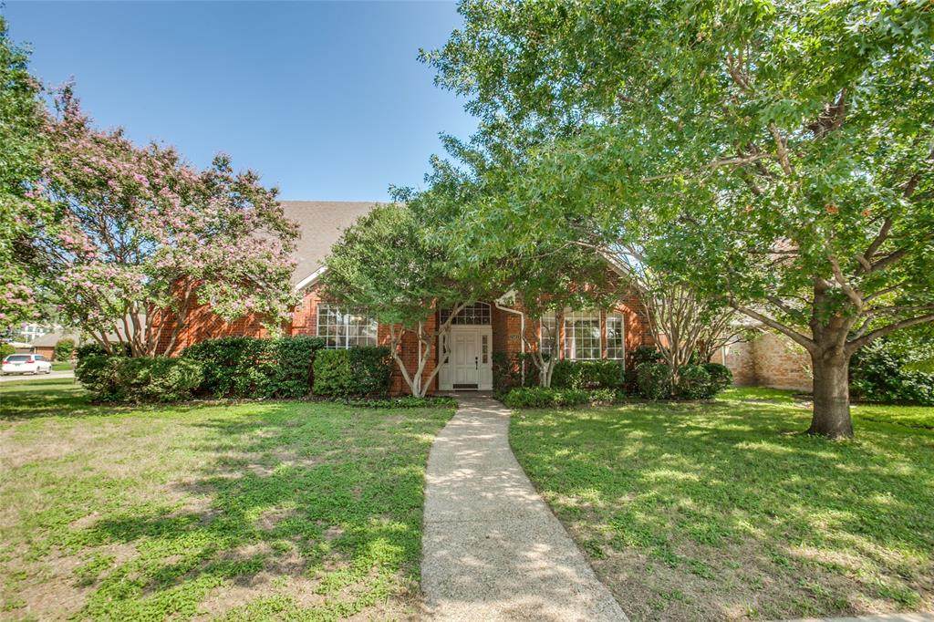 2561 Morning Glory Drive - Photo 1