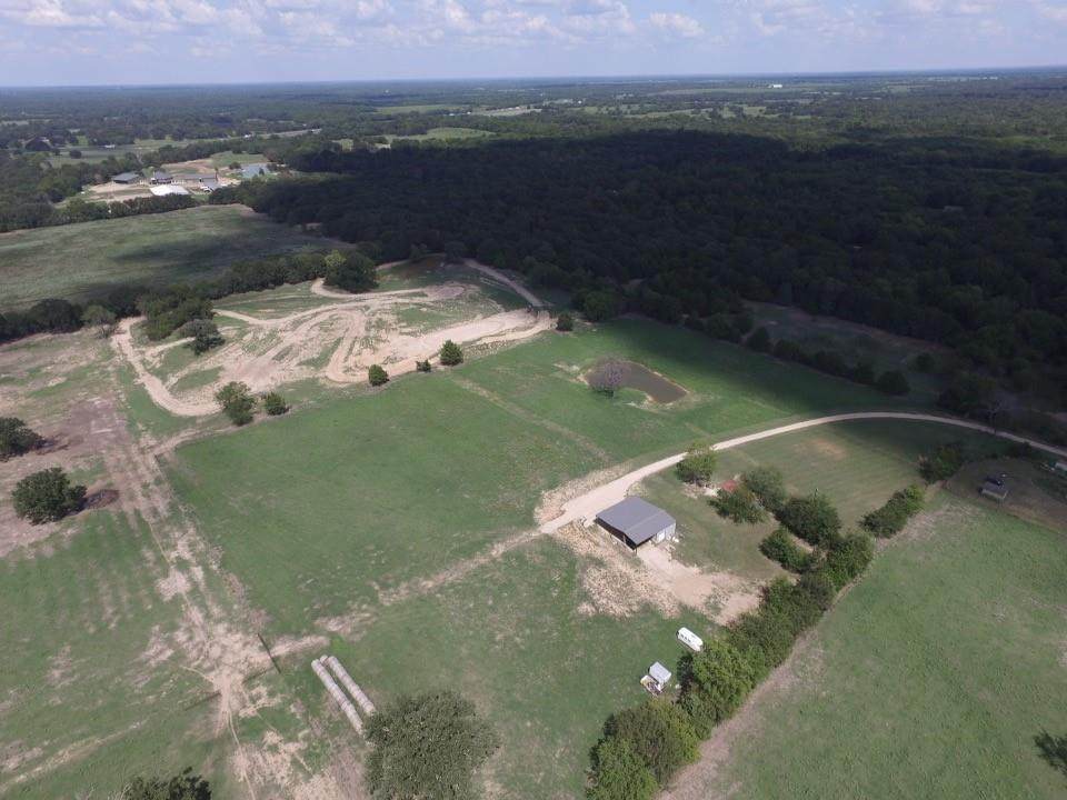 714 County Road 3345 - Photo 1